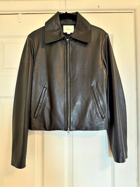 Vince Cropped Lambskin Leather Jacket in Black Size XS